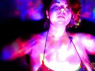 Bbw goddess dances naked with oil worship