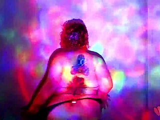 Bbw goddess dances naked with oil worship