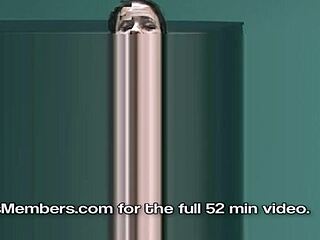 Thick Naked Ass Shakes Before Peeing
