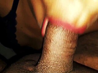 Latina susy sucks cock with red lips