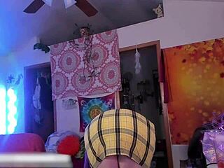 Neko Nymph's Sensual Moves