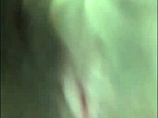 Teen Kanynena’s Sultry Venezuelan Chat