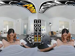 Lily Starfire Bersedia untuk Aksi Interracial Ganas dalam Adegan Virtual