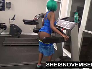 Ebony’s Gym Tease Turns Into Public Suck