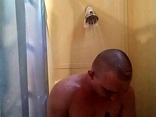 Derick’s Shower Time Turns Into Relentless Solo Play