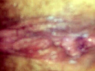 Black MILF Fucked Hard in Raw Amateur Clip