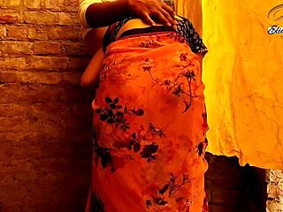 Bhabhi’s first hard fuck with me up close