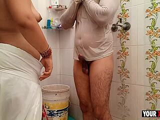 chubby stepmom fucks ladka in bathroom hard