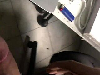 Eating Out My Aunt’s Pussy on iPhone
