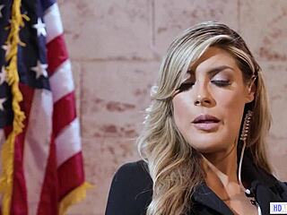 Female bodyguard seduces politician with raw pussy lick