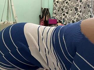 Amateur Stepmom In Tight Dress