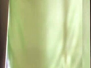 Venezolana Escort’s Alluring Private Tease Session