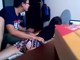 Hidden camera reveals steamy Vietnamese romance
