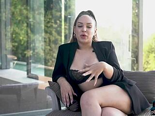 Sophia Grey Sizzles in Solo Spotlight.