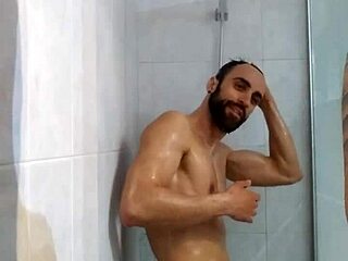 Ever showered with a straight buddy like this?