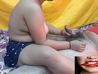 indian girlfriend gives footjob in hotel