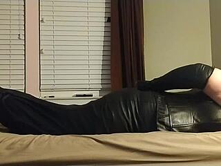 my crossdresser self-bondage in tight leather