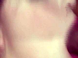 Young beauty’s daring oral