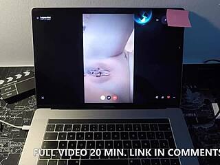 Spanish MILF Leyva Hot Fucks Fan on Webcam
