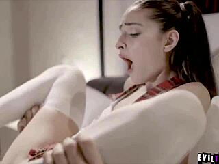 Emily Willis Fucks Creepy Old Steve Holmes