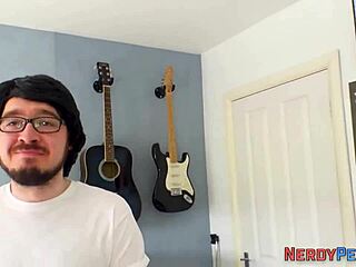Ever seen yorkshire geek get head from brit?