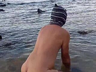 Ladysilva’s Latina Curves Tease on Beach