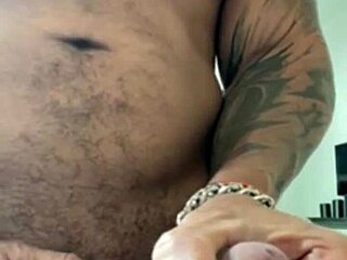 Viktor Rom's Outdoor Ebony Power