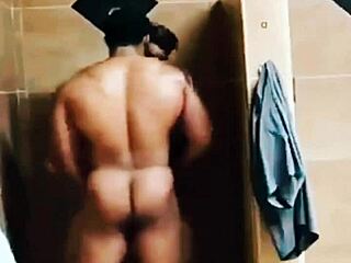 Public Shower Gay Play