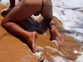 Ladysilva Latina Gay Teases Ass at Beach for Fun