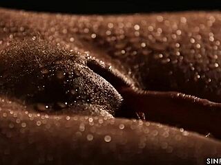 My Sensual Lesbian Moment with Curves