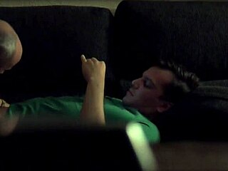 Vaspy’s Raw Amateur Gay Clip On Display