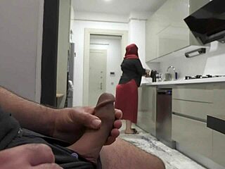 Amateur Shocks Maid’s Tease