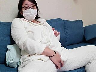Frustrated Asian housewife's naughty solo play in full movie