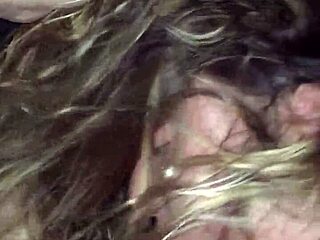 Amateur wife cheats and gives blow job to another man