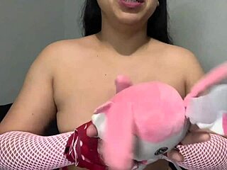 Astarioth’s Close-Up Squirt in POV Action