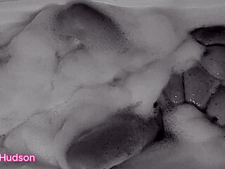 Kity Hudson's Relentless Bath Toy Orgasm