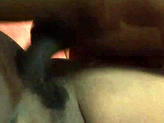 Check this out! Hot ebony azz in ghetto bangerz xxx! 🔥