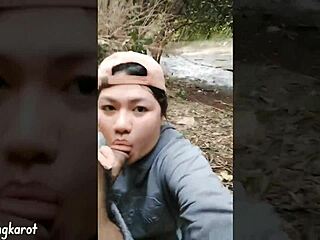 outdoor blowjob is my fave, especially with this curvy beauty! 😘