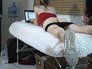 Skinny girlfriend gets cum on ass after facesitting reward