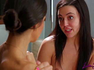 i can't stop watching milana ricci and whitney wright scissoring