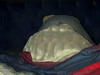 Mexican Beauty Twerks Ass in Homemade Costume Sex