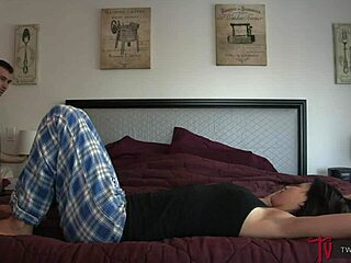 you must see this gorgeous brunette deepthroating on bed
