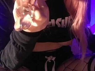 smol tiddy goth gf cumming hard for you