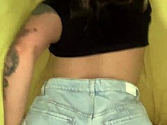 Amateur Girl With Big Ass Gets Fucked In Shorts