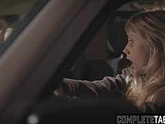 watch this fetish femdom teen sucking that huge black cock 😏🍆