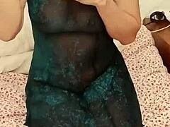 Amateur fills big pussy with cum on ass after rough gaping sex