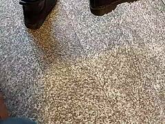 Termino follando con chica infiel que conocí en centro comercial audio en español