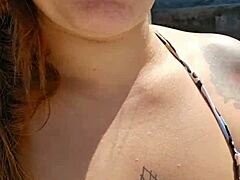 casada usando um body bem socado no rabo e o marido vê e não fala nada... oh yeah, flashing that big ass by the pool