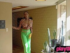 curvy bbw ebony beauty shows off her huge natural tits and big ass in solo play 😘