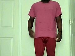 Wearing Chest and Abdominal Muscles for Decoration in Workout Session 1